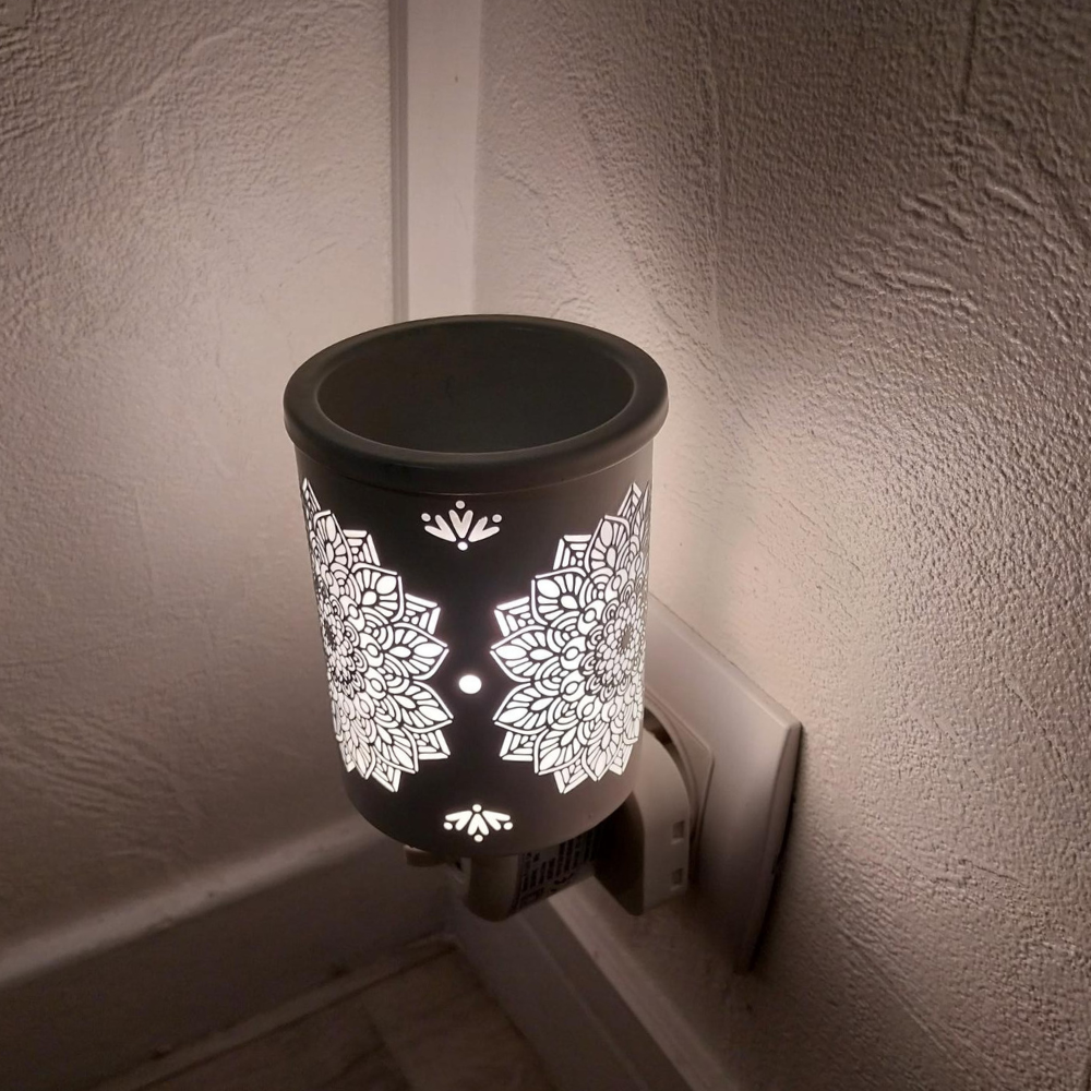 Brûle parfum électrique motif Mandala illuminé Candle Brothers