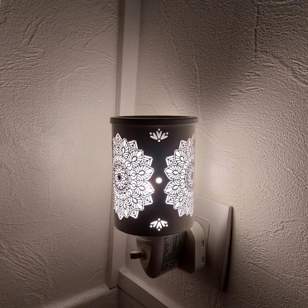 Brûle parfum électrique motif Mandala illuminé Candle Brothers