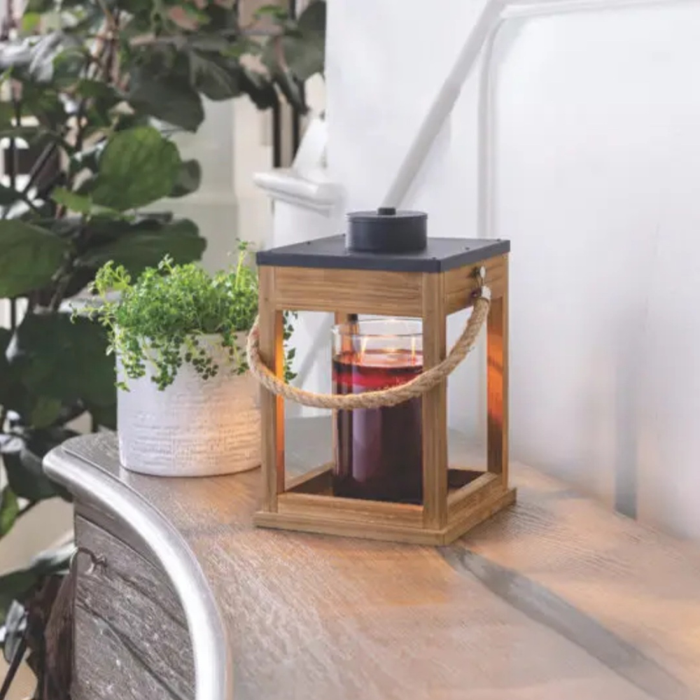 Lanterne électrique en bois et corde pour bougies parfumées CANDLE WARMERS®