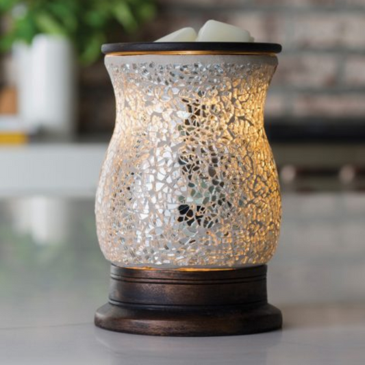 Lampe chauffe-cire Reflection en verre argenté – détail design mosaïque argentée brillante