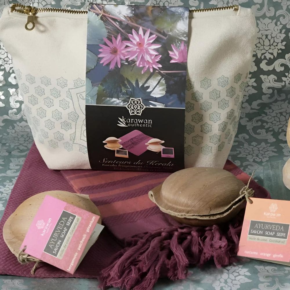 Grande trousse bien-être Ayurvéda - Senteur du Kerala note fleurie Déco et Senteur du Monde