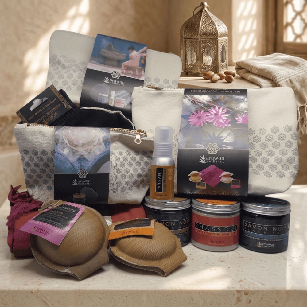 Collection de soins hammam et ayurvédiques Karawan Authentic dans un décor de spa oriental.