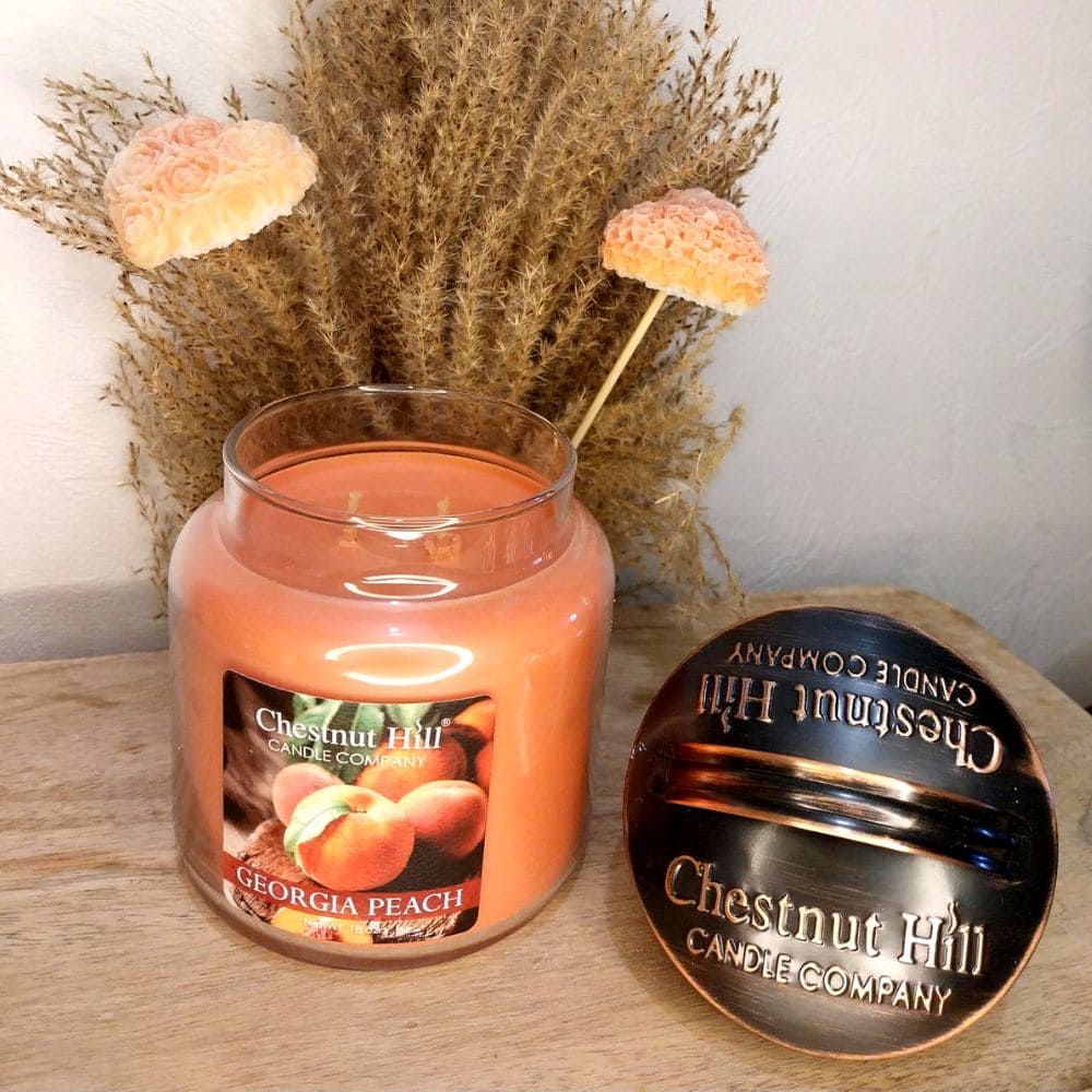 Bougie parfumée cire de soja 450g - GEORGIA PEACH - Chestnut Hill candle company Déco et Senteur du Monde