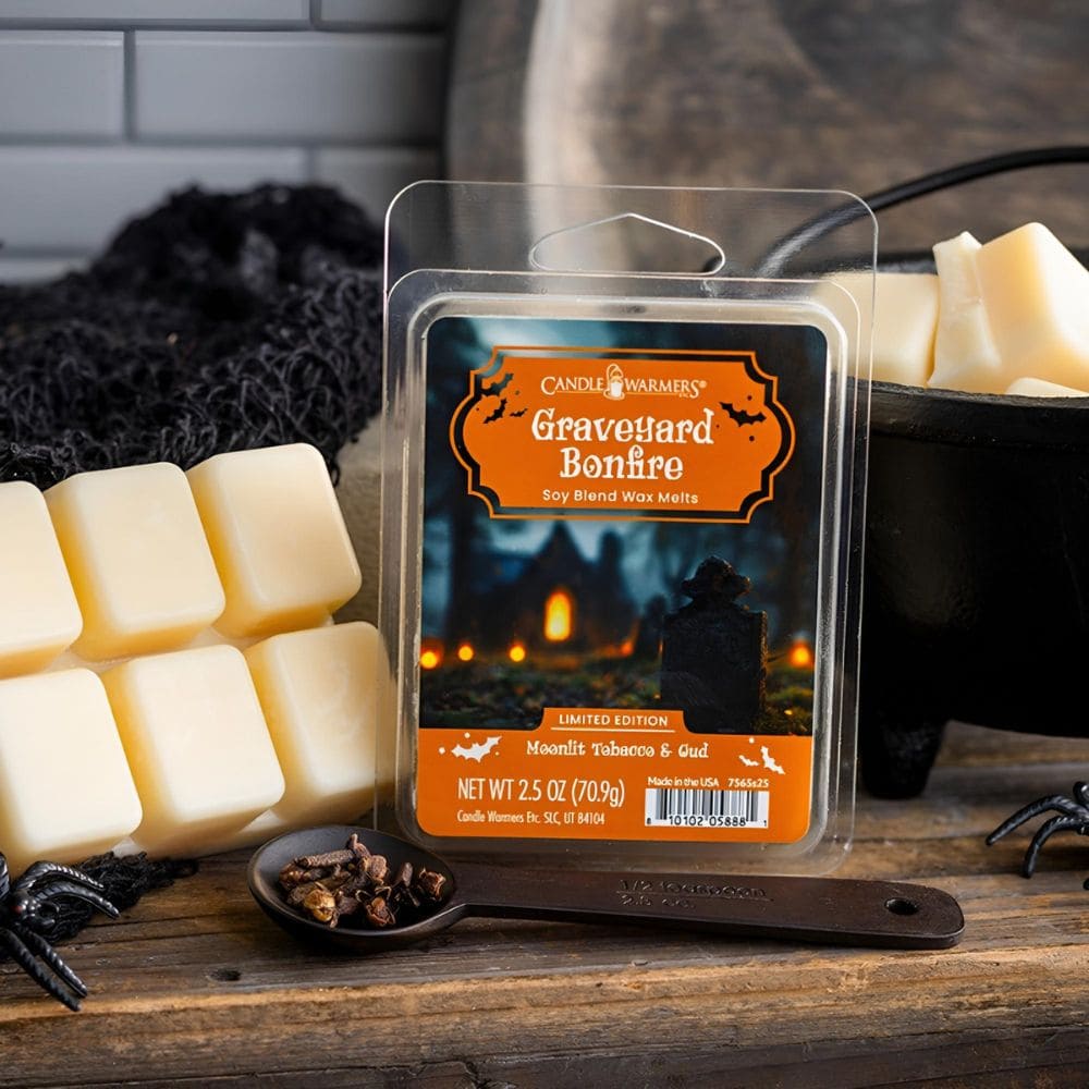 Fondant Feu de Joie du Cimetière 70 g avec illustration des parfums orange, clou de girofle et rose noire pour une atmosphère chaleureuse et mystérieuse