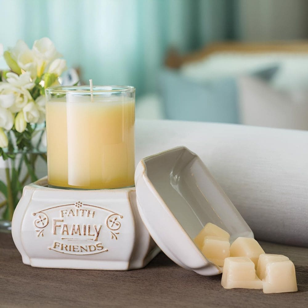 Lampe à parfum électrique 2 en 1 Faith Family Friends – Candle Warmers®