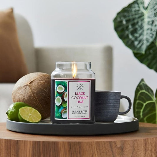 Bougie parfumée de soja en verre Purple River 623 g - Black Coconut Lime