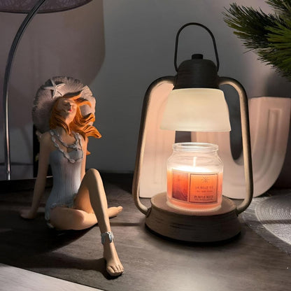 Lanterne chauffe-bougie BEACON taupe Candle Warmers avec bougie parfumée Purple River La Belle Vie, diffusion rapide et intense, vendu chez Déco et Senteur du Monde.